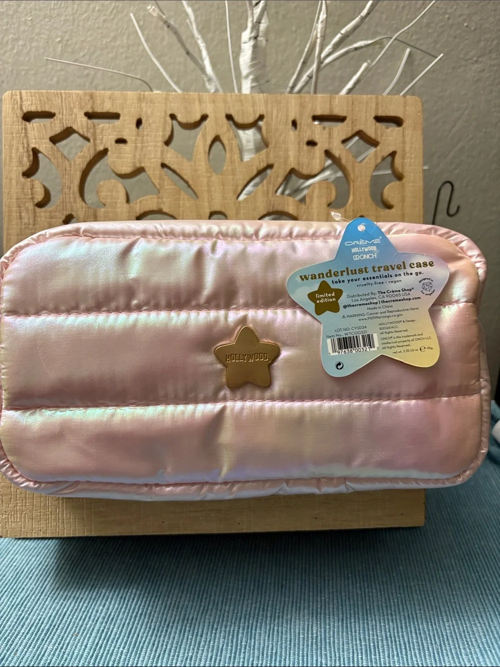 Wanderlust Crème Shop  Travel Case in Iridescent Pink